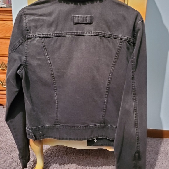 Cabi Jean Jacket - Picture 2 of 4